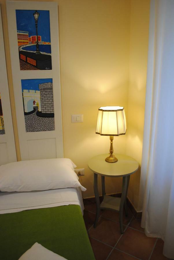 Le Stanze Di Angela Bed & Breakfast Napoli Dış mekan fotoğraf